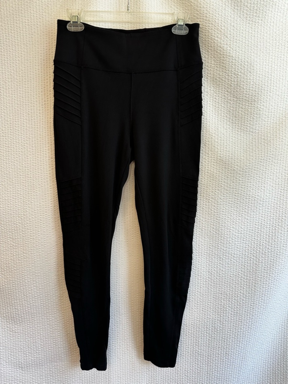 ATHLETA Delancey Moto Tight Black Leggings Size Medium Side Zip Ankle Pants